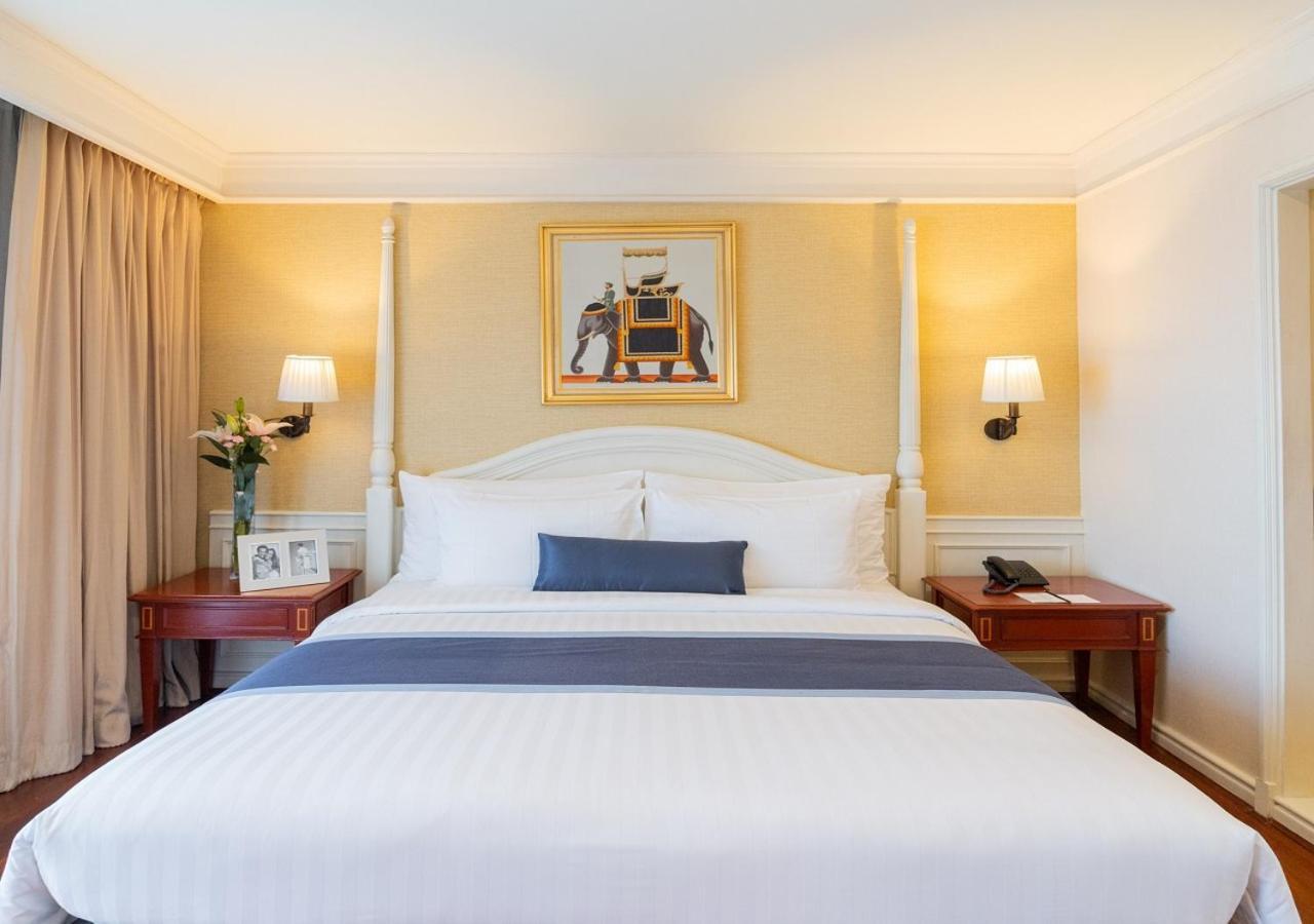 Centre Point Sukhumvit 10 - Sha Extra Hotel 4*